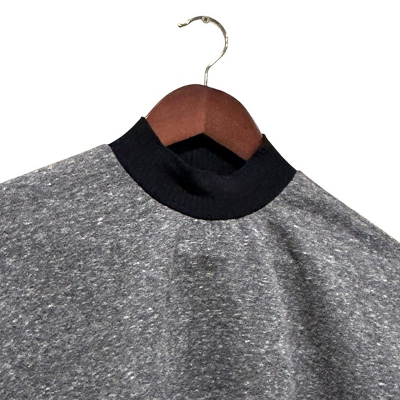 Alala Activewear Cropped Athleisure Mock Knit Sweatshirt Top  Size Small Raw Hem - Picture 2 of 8